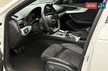 Седан Audi S4 2017 в 