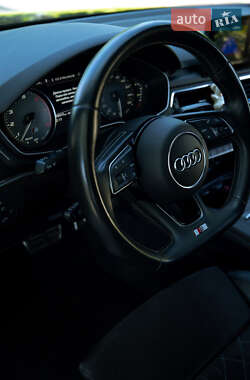 Седан Audi S4 2018 в 