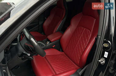 Седан Audi S4 2018 в 