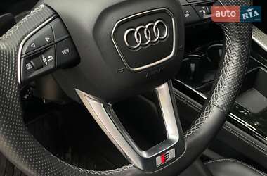Седан Audi S4 2022 в 