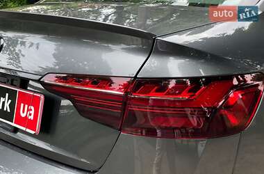 Седан Audi S4 2022 в 
