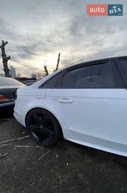 Седан Audi S4 2013 в 