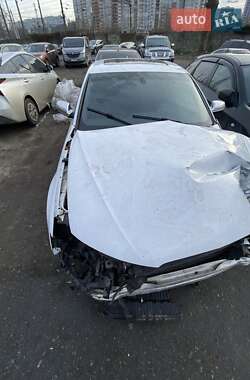 Седан Audi S4 2013 в 