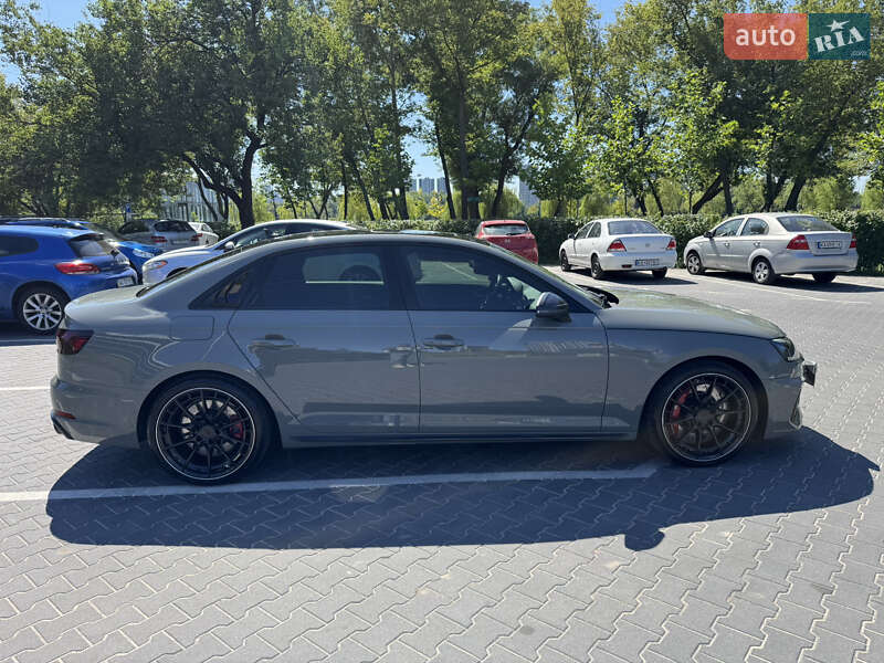 Седан Audi S4 2018 в Киеве фото 17 Седан Audi S4 2018 в Киеве