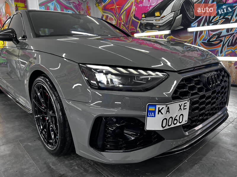 Седан Audi S4 2018 в Киеве