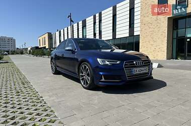 Седан Audi S4 2017 в Хмельницькому