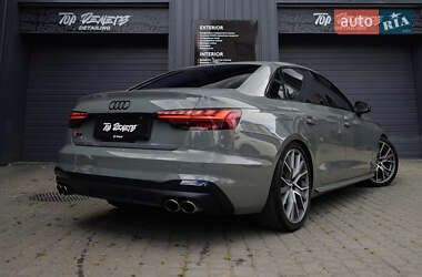 Седан Audi S4 2020 в 