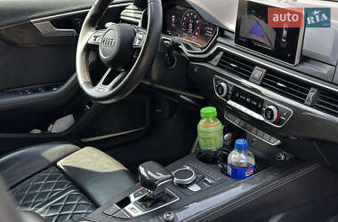 Седан Audi S4 2019 в 