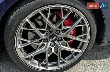 Седан Audi S4 2019 в 