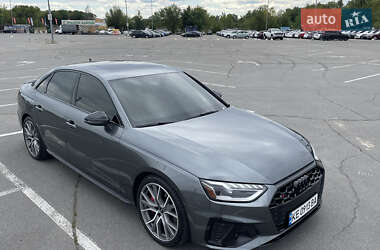 Седан Audi S4 2022 в Дніпрі