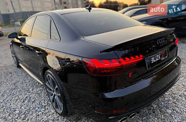 Седан Audi S4 2019 в 