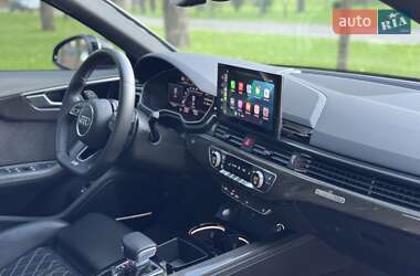 Седан Audi S4 2019 в 