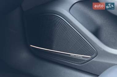 Седан Audi S4 2019 в 