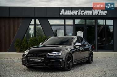 Седан Audi S4 2018 в Чернівцях