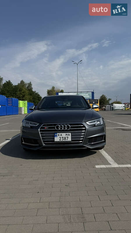 Седан Audi S4 2017 в Белой Церкви