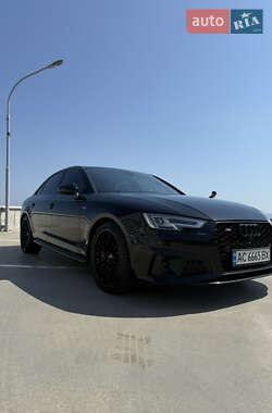Седан Audi S4 2017 в Одессе