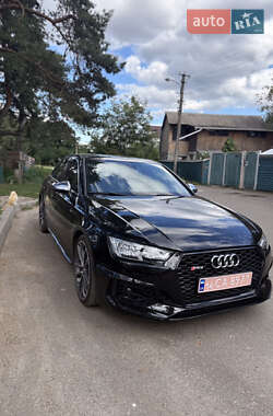 Седан Audi S4 2018 в 