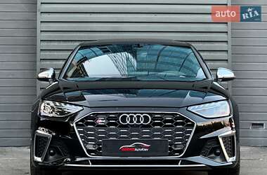 Седан Audi S4 2022 в 