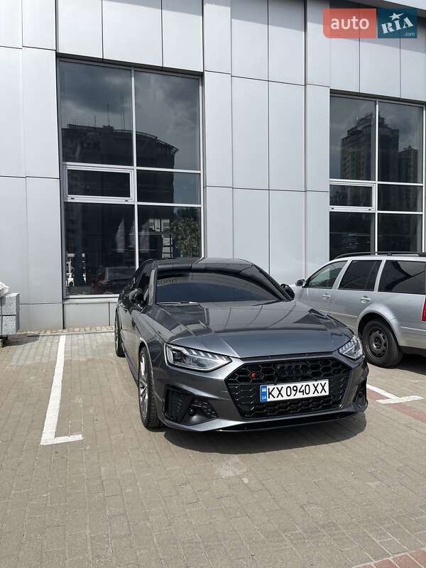 Audi S4 2022