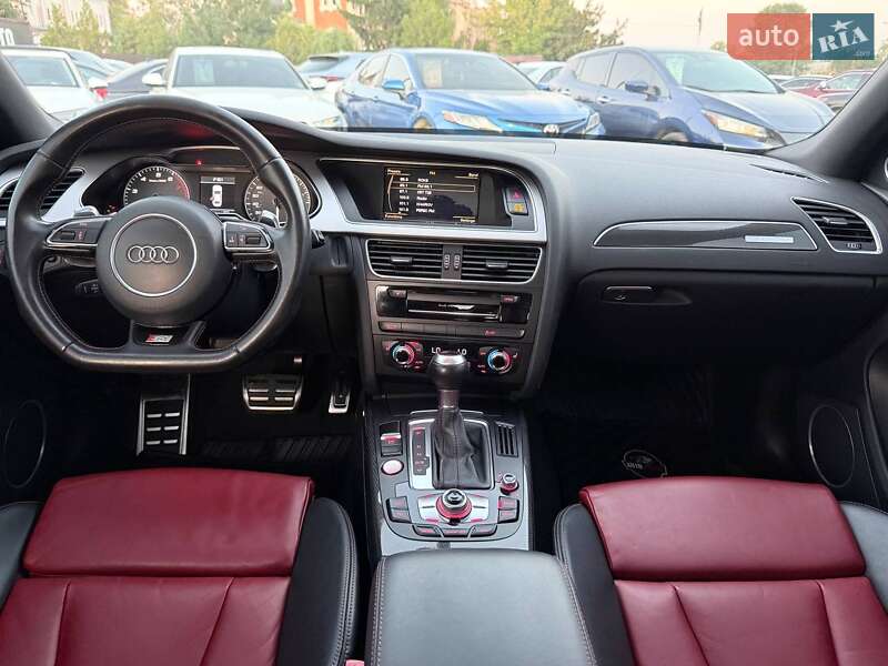 Седан Audi S4 2015 в Харькове