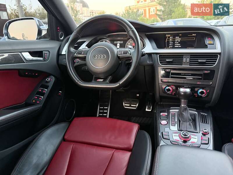Седан Audi S4 2015 в Харькове