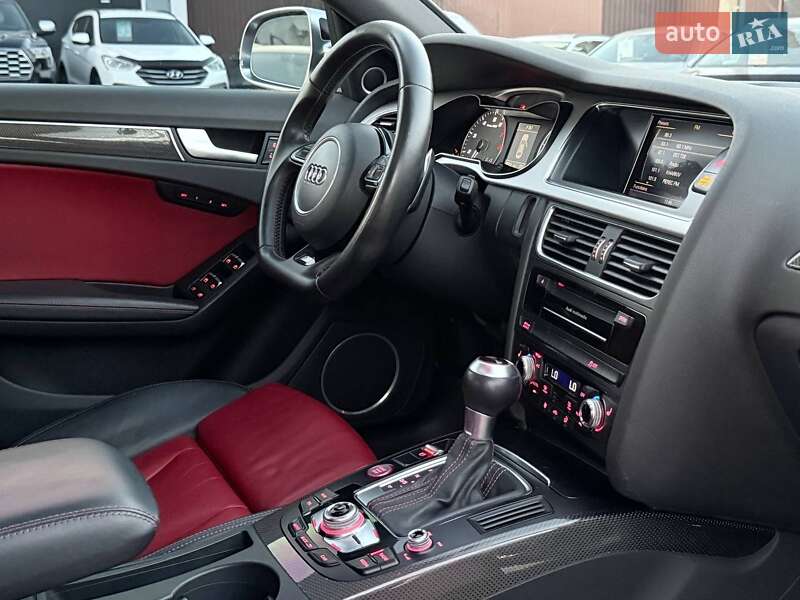 Седан Audi S4 2015 в Харькове