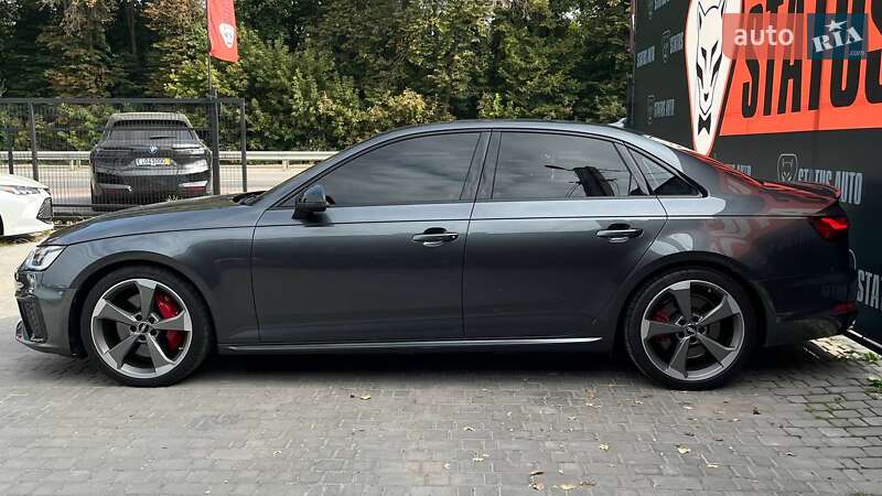 Седан Audi S4 2019 в Вінниці