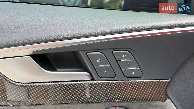 Седан Audi S4 2019 в Вінниці