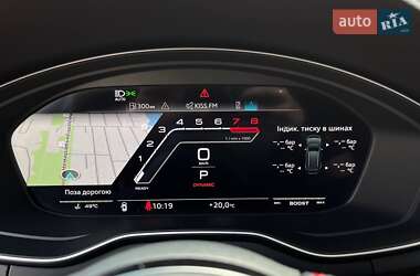 Седан Audi S4 2019 в 