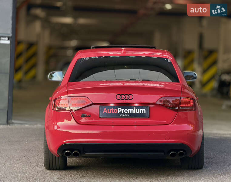 Седан Audi S4 2010 в Харькове