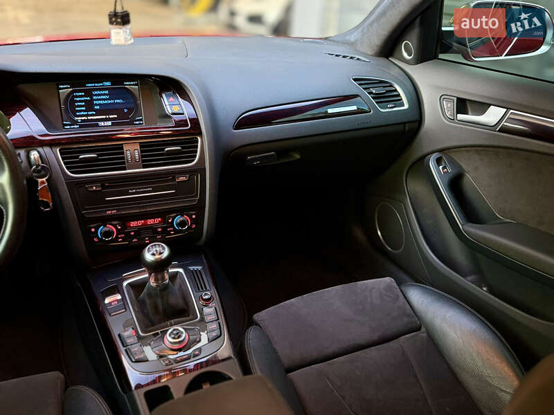 Седан Audi S4 2010 в Харькове