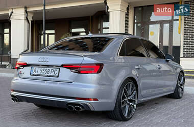 Седан Audi S4 2018 в 