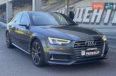Седан Audi S4 2017 в Киеве