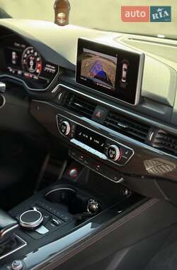Седан Audi S4 2016 в 