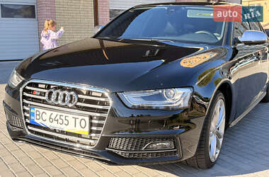 Седан Audi S4 2012 в 
