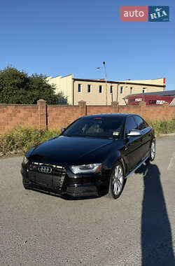Седан Audi S4 2013 в Ровно