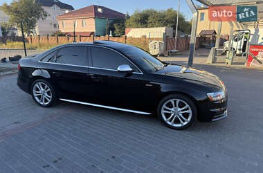 Седан Audi S4 2013 в 