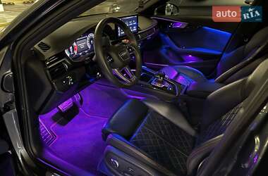 Седан Audi S4 2023 в 
