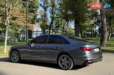 Седан Audi S4 2023 в 