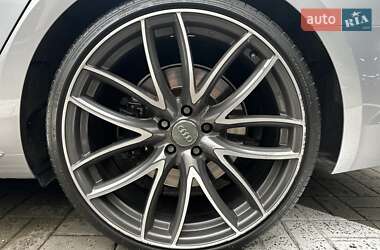 Седан Audi S4 2018 в 