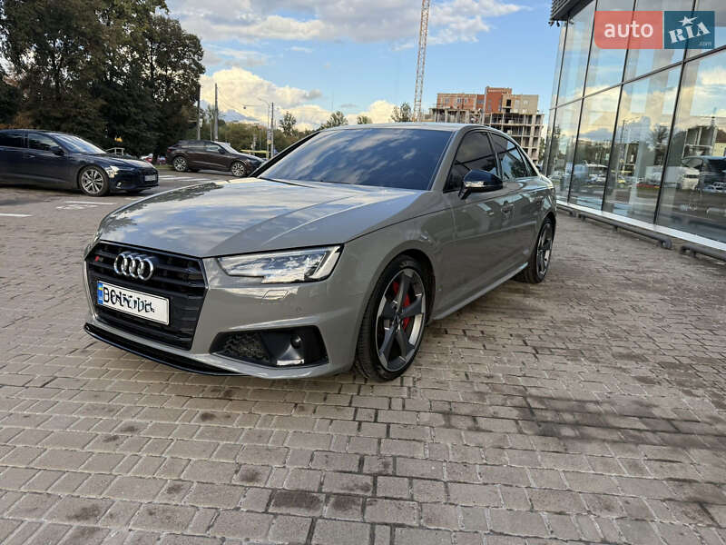 Audi S4 2019