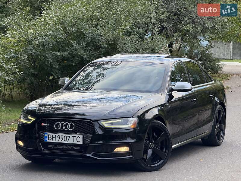 Седан Audi S4 2012 в Одессе