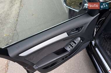 Седан Audi S4 2012 в  фото 26 Седан Audi S4 2012 в