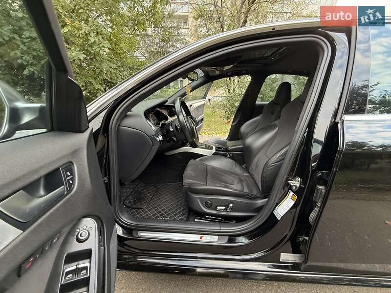 Седан Audi S4 2012 в Одессе