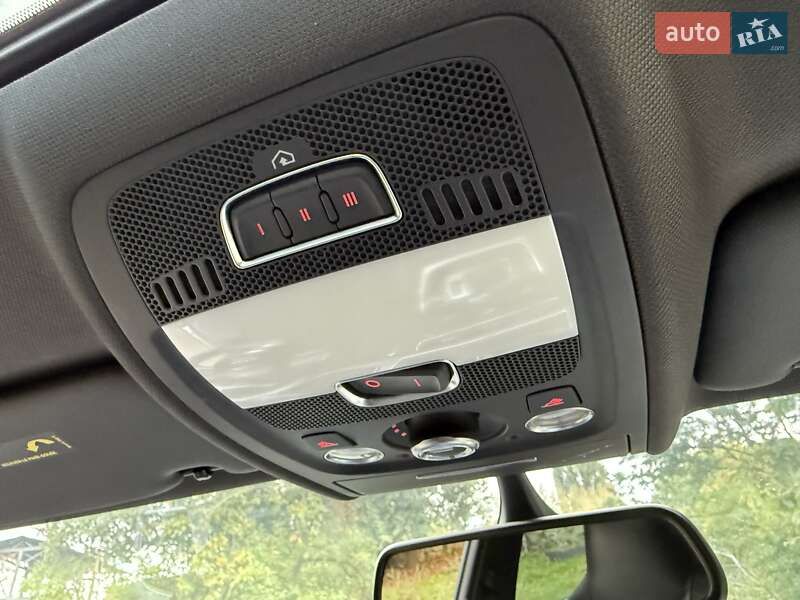 Седан Audi S4 2012 в Одессе