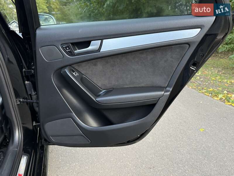 Седан Audi S4 2012 в Одессе