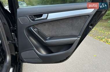 Седан Audi S4 2012 в  фото 66 Седан Audi S4 2012 в
