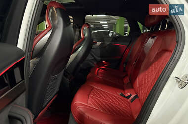 Седан Audi S4 2022 в 