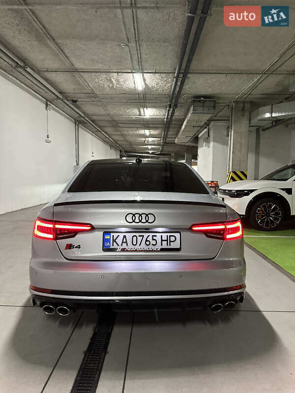 Седан Audi S4 2019 в Києві фото 6 Седан Audi S4 2019 в Києві