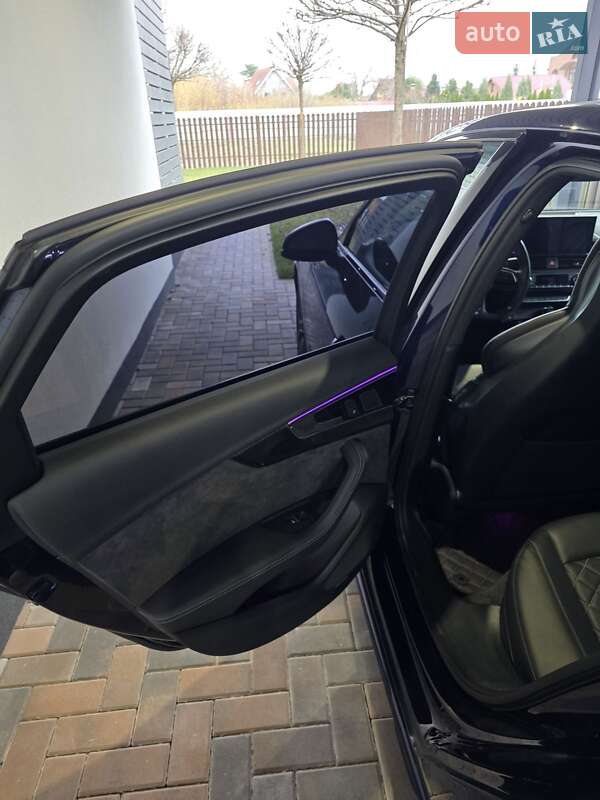 Седан Audi S4 2020 в Киеве